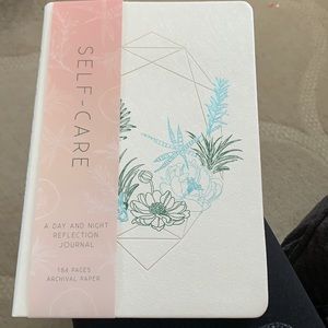 Self Care - a day and night reflection journal